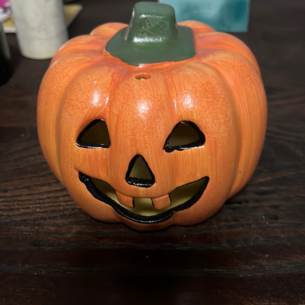 Pumpkin candle holder
